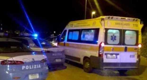 Savona, rissa a colpi di bottiglia in spiaggia tra le famiglie: morto un tunisino