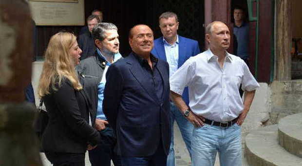 Berlusconi bandito per 3 anni dall'Ucraina dopo il viaggio in Crimea. Brindisi con Sherry del 1765