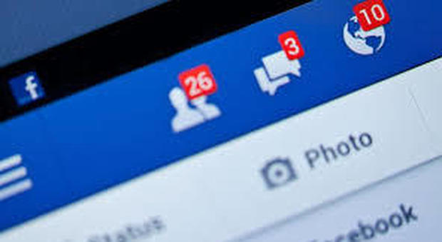 Facebook contro le bufale, più peso agli editori nei topics