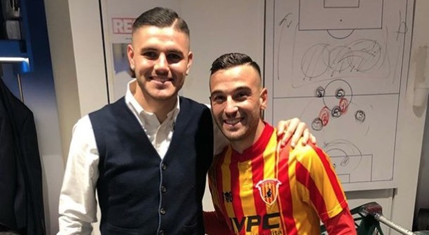 Benevento, Insigne Jr gol e foto con Icardi: «Grazie bomber»