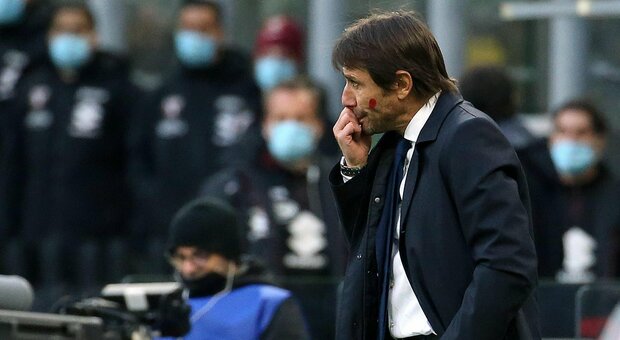 Inter, Conte: «Non mangio il panettone? Vorrà dire che non lo avrò meritato...»