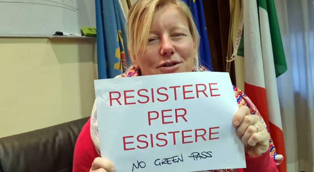 Green pass, Sara Cunial alla Camera senza certificazione verde: accettata sospensiva