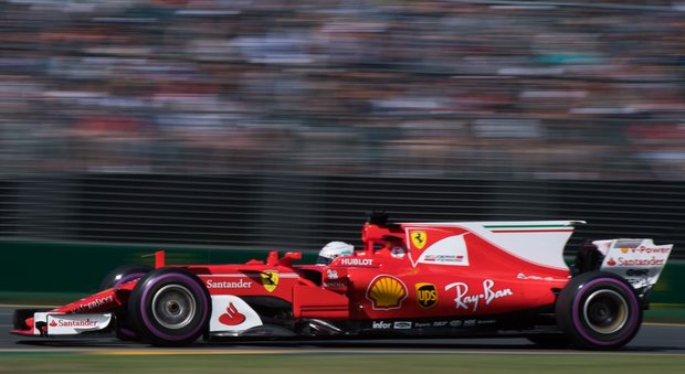 La Ferrari di Vettel durante le qualifiche