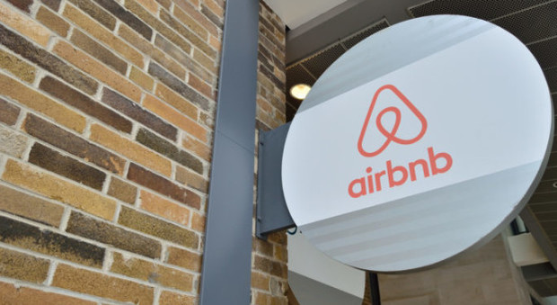 La "tassa AirBnb" sugli affitti brevi resta: il Tar ha detto no alla sospensione