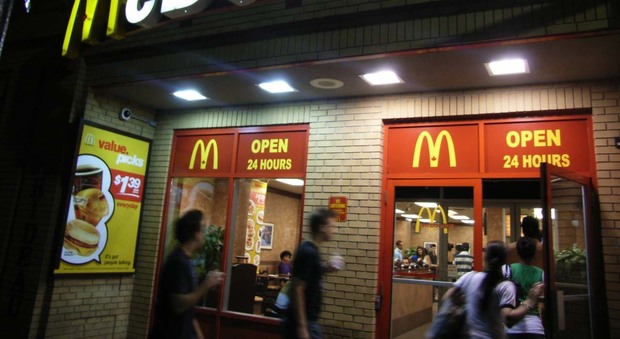 Prof, vado a fare gli hamburger: stage da McDonald’s, 40 posti