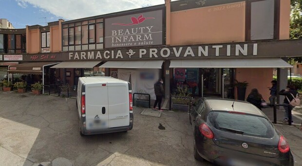 Rapina in farmacia a Latina Scalo, bandito armato di coltello catturato dai carabinieri