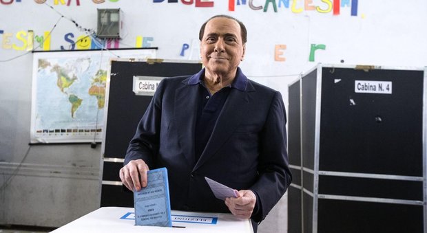 Elezioni Roma, Berlusconi al ballottaggio voterà scheda bianca
