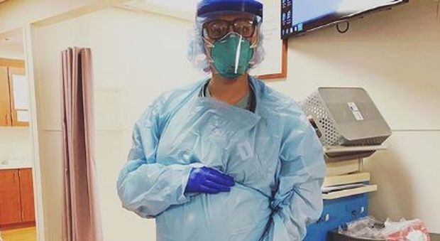 Coronavirus, medico incinta in corsia contro il covid: «Non sono un eroe, lo faccio per voi»