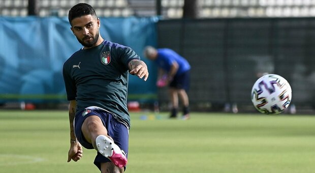 Insigne: «Parlerò con il Napoli dopo l'Europeo, ma non è vero che Immobile fa il ds per portarmi alla Lazio»