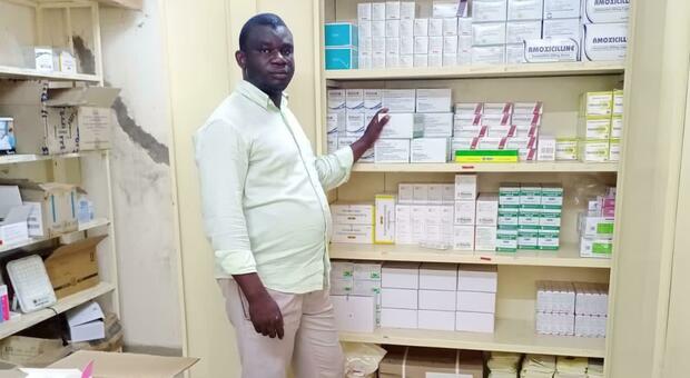 Farmacia solidale in Burkina Faso con i medicinali raccolti a Napoli