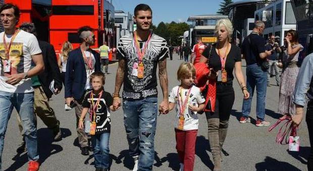 Icardi con Wanda Nara ed i figli al GP di Monza: una domenica di relax e divertimento