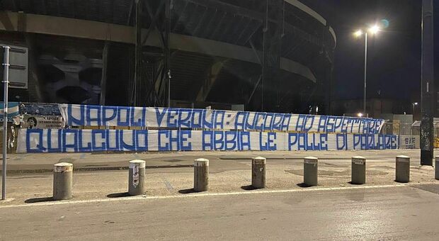 Napoli, la rabbia ultras al Maradona: «Ancora ad aspettare dopo Verona»