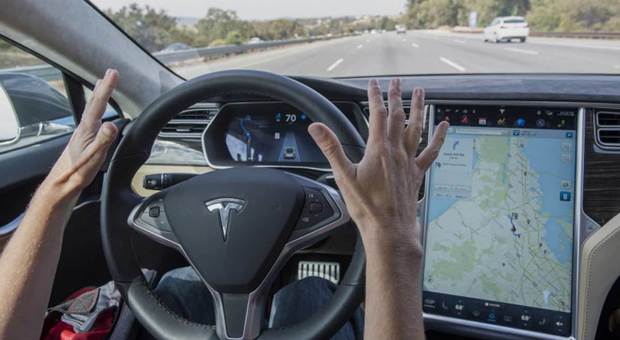 L'Autopilot di Tesla