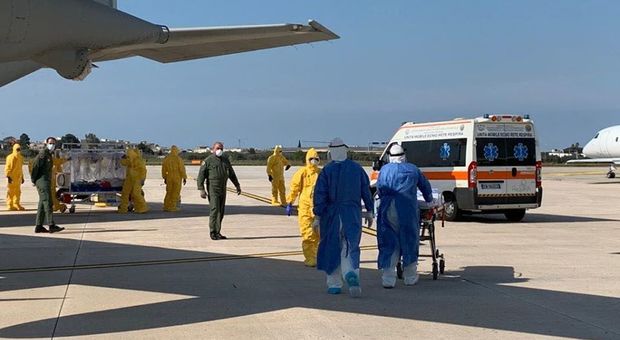 Guarito il primo paziente trasferito in Puglia dalla Lombardia: «E' fuori pericolo»