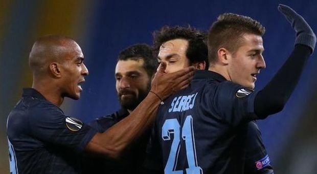 La Lazio ritrova il sorriso, 3-1 al Dnipro: a segno Candreva, Parolo e Djordjevic, ai sedicesimi con un turno d'anticipo