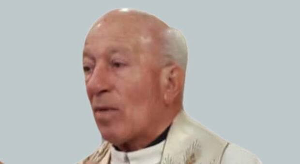 La base di Latina dell'Aeronautica Militare piange la scomparsa di Don Raimondo, lo storico cappellano militare