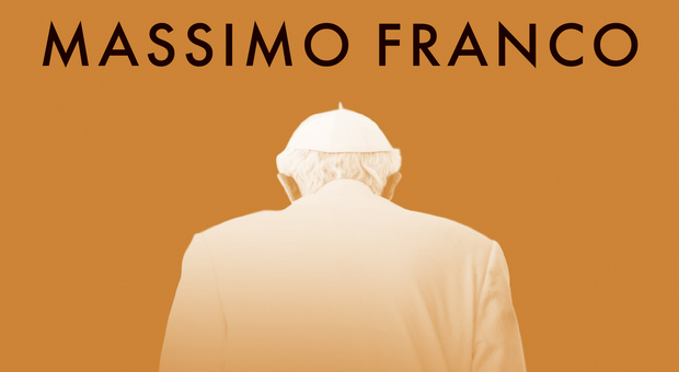 Vaticano, nove anni con due Papi hanno cambiato le dinamiche del potere, un libro spiega perchè