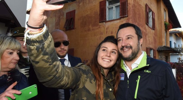 Salvini: «Non passo per scemo: in quel Cdm Conte leggeva e Di Maio scriveva»