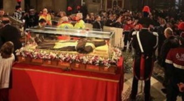 Venerdì processione Padre Pio: chiude il lungotevere, apre la Ztl