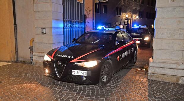 Nonna "detective" smaschera i falsi carabinieri: «Suo figlio ha avuto un incidente, gli servono soldi»