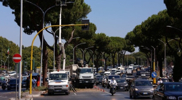 Roma, fine odissea su Colombo e Aurelia: «Via i limiti a 30 chilometri l'ora»