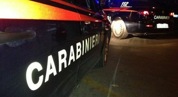 Milano, lite furiosa in discoteca: 31enne accoltellato in strada da una coppia