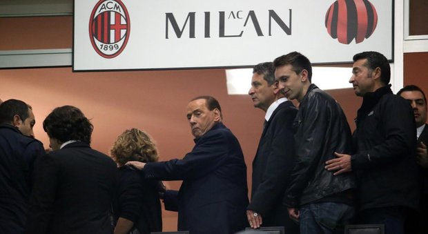 Berlusconi: «Se salta il closing, pronto a tenermi il Milan»