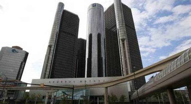 Il Renaissance Center di Detroit sede della General Motors