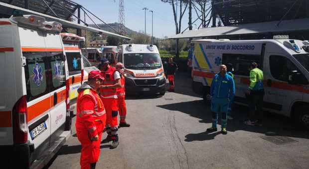 Coronavirus a Pozzuoli, caos emergenza: tutti senza mascherine, ambulanze bloccate