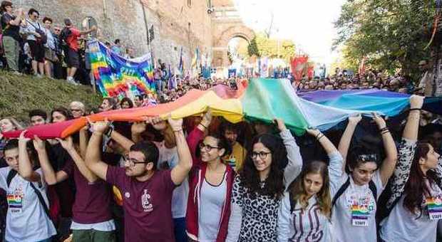 La marcia della Pace: da Perugia ad Assisi, in 100 mila per dire no alla guerra