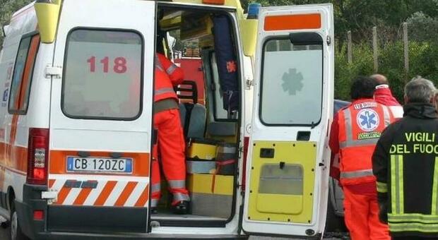 Operatore sanitario si impicca in casa a Borgo Solestà: l'allarme dato dai familiari