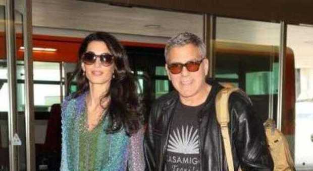 George Clooney e Amal pronti ad avere un figlio: i due avvistati in una clinica della fertilità