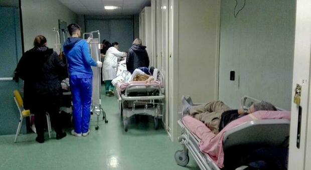 Covid, choc al Cardarelli di Napoli: paziente trovato morto nel bagno