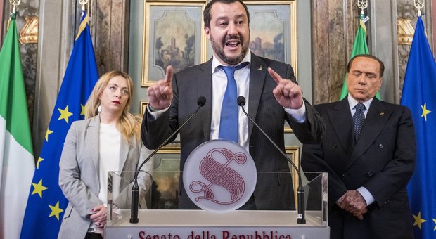 Salvini al Senato dopo l'incontro con Casellati