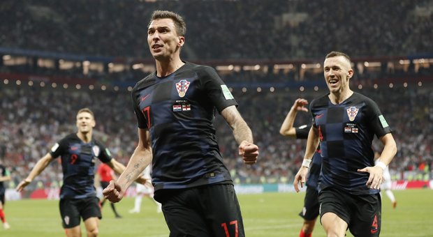 Festa Croazia, finale con la Francia L'Inghilterra sconfitta per 2-1