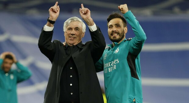 Ancelotti alla quinta finale Champions: le lacrime (e l'abbraccio col figlio Davide) del tecnico celebrato in tutto il mondo