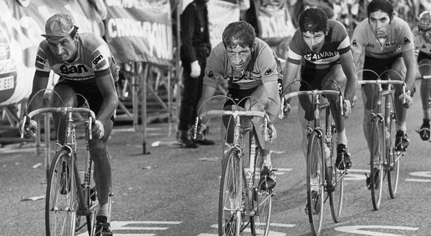 Ciclismo in lutto: è morto il campione francese Raymond Poulidor
