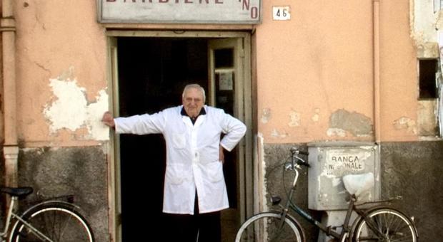 Se ne è andato Zio Gino, storico barbiere novantenne di Terracina