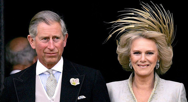 ll principe Carlo con Camilla