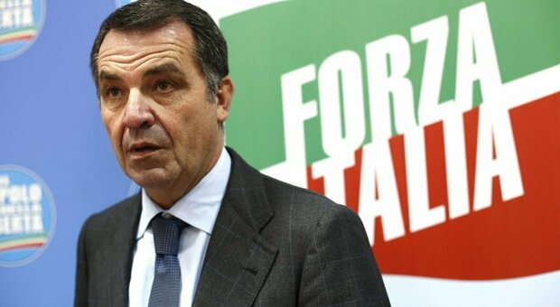 Forza Italia azzera tutte le cariche in Campania: «Pronti per un nuovo assetto politico»