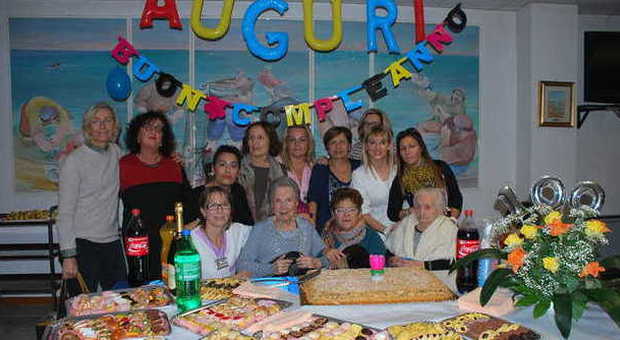 Nonna Lucia ha compiuto 100 anni Grande festa al Centro Primavera