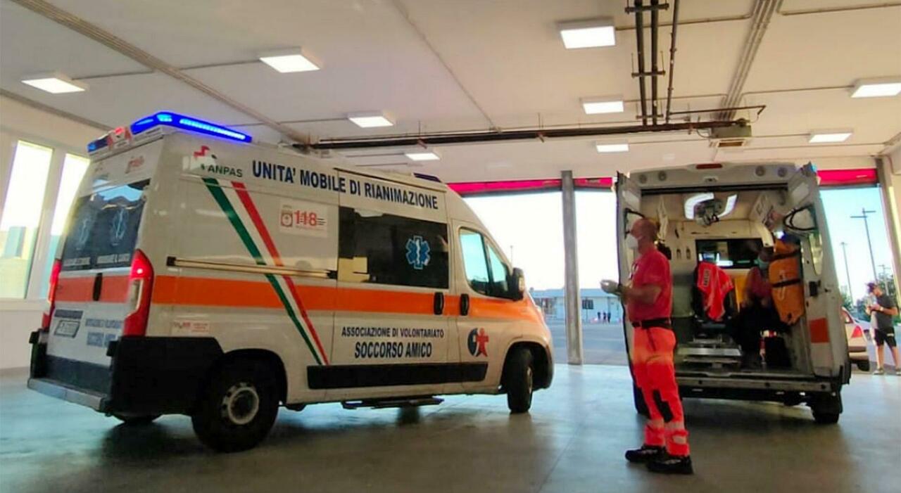 Incidente sul lavoro, cade dalla scala: morto operaio