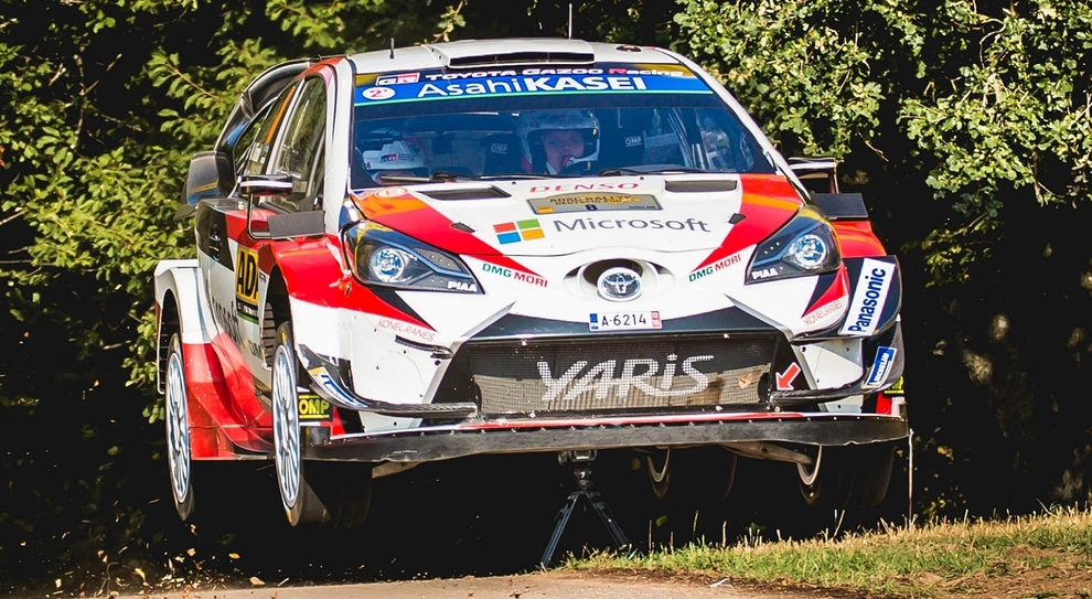La Toyota Yaris WRC di Tanak che sta dominando il Rally di Germania
