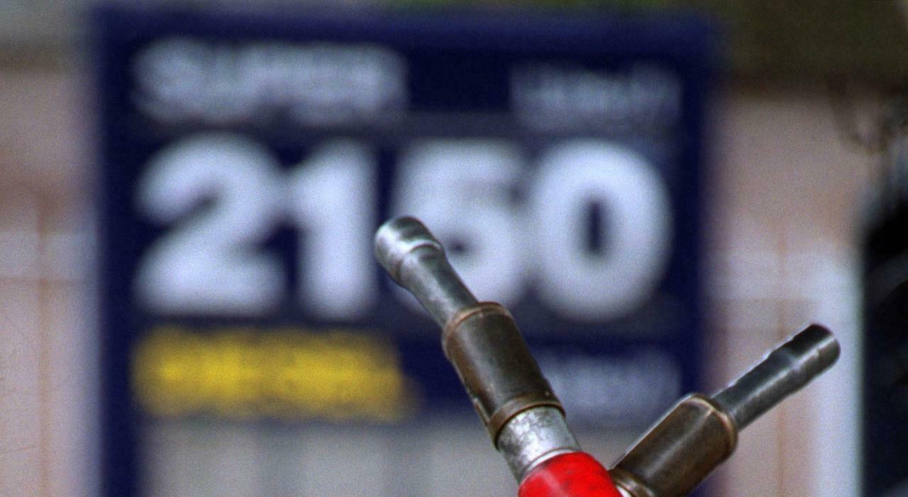 Benzina e gasolio in aumento. La Puglia tra le regioni più care