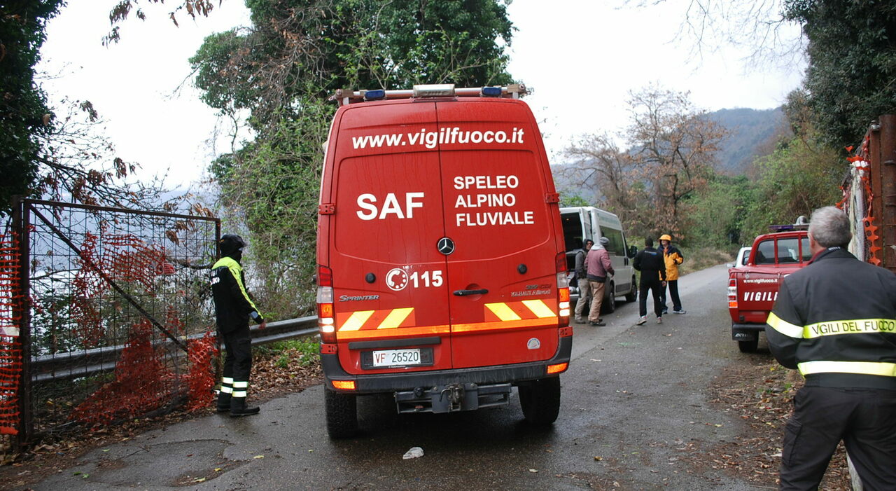 Escursionisti dispersi a Castel Gandolfo recuperati da un dirupo di 50 metri