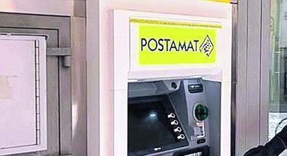 Un dispositivo per clonare i bancomat alle poste di Noventa