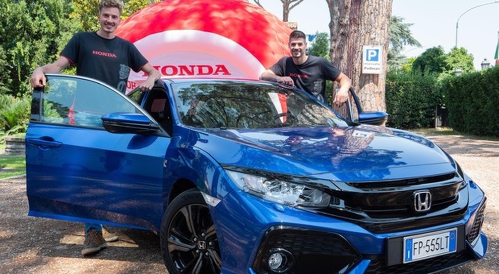 Matteo Piano e Filippo Lanza con la Honda CR-V