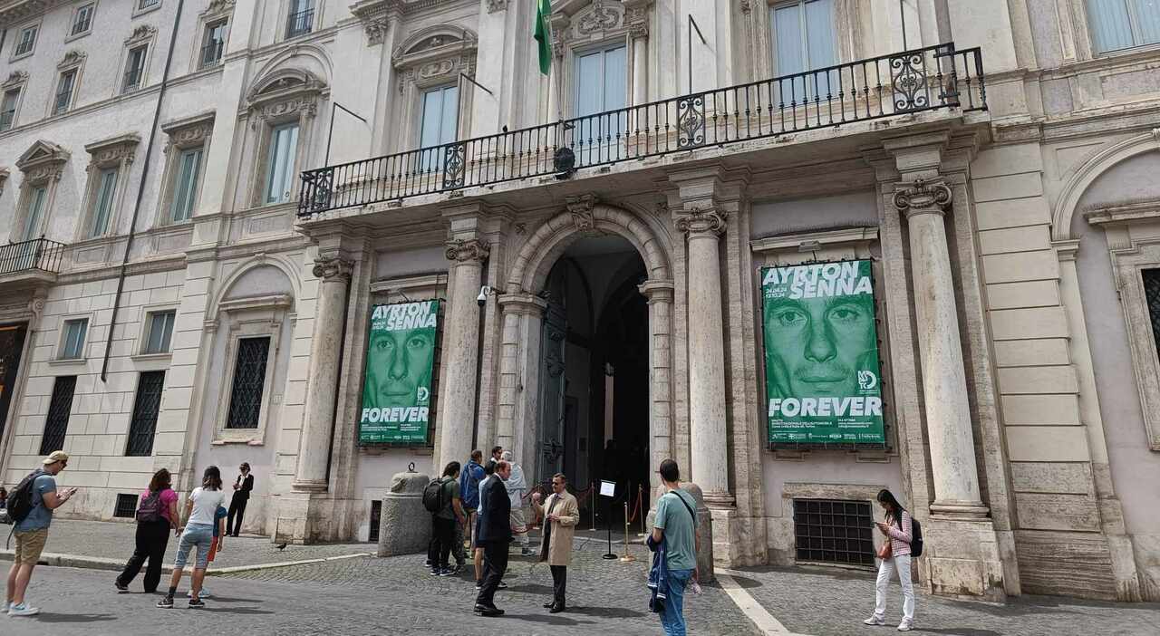 L'esterno dell'Ambasciata Brasiliana a Roma a Piazza Navona dove si è svolta la conferenza stampa