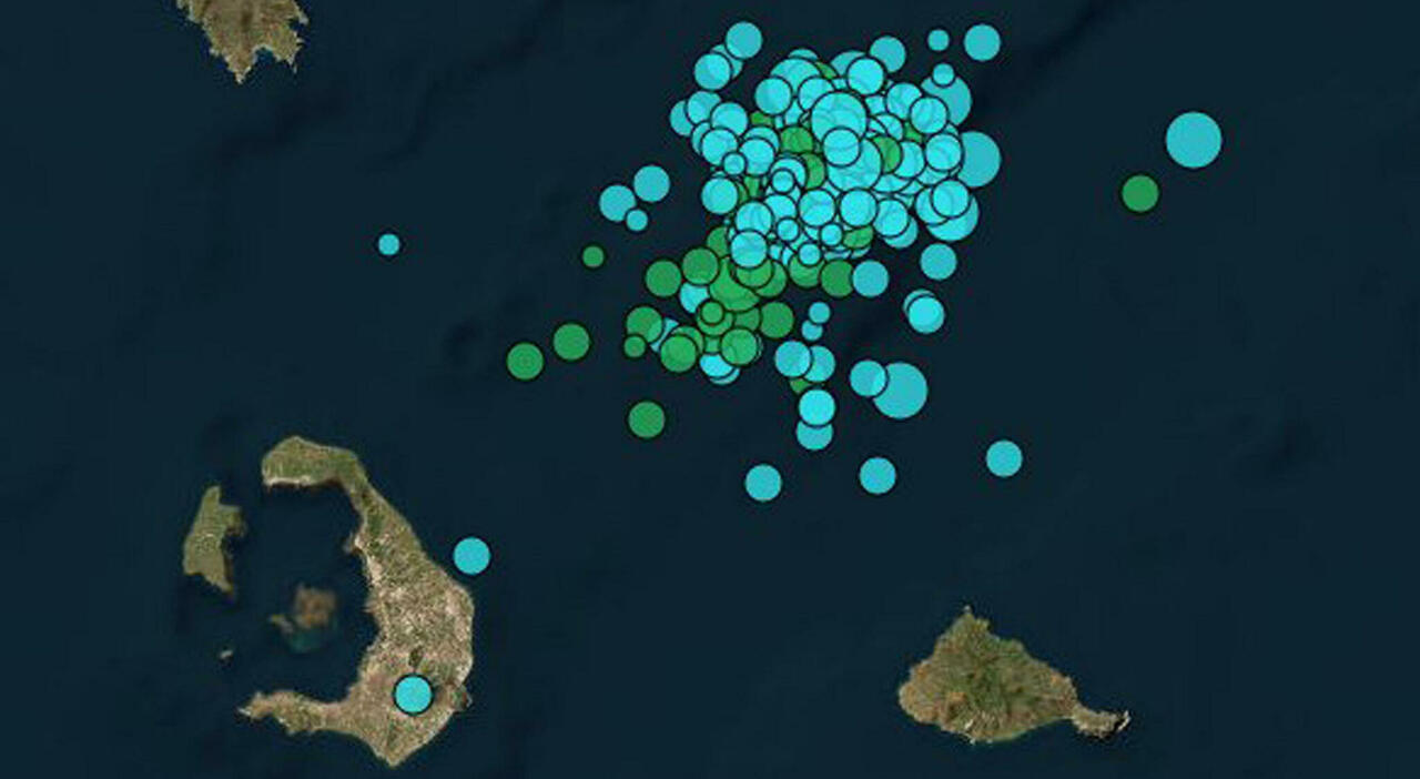 Terremoto Santorini, continua lo sciame sismico: scosse fino a magnitudo 5.0