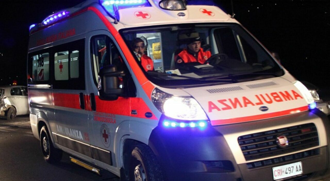 Tragedia in A14: non si sente bene, accosta e scende. Travolto e ucciso davanti al papà  ragazzo ascolano di 29 anni